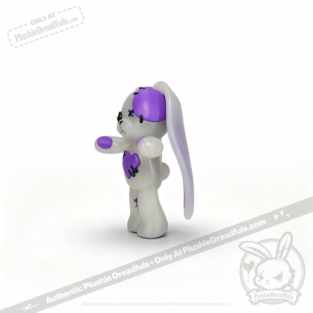Plushie Dreadfuls Love Rabbit Figurine - necklace