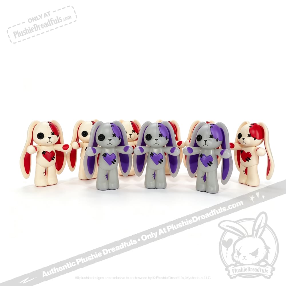 Plushie Dreadfuls Love Rabbit Figurine - necklace